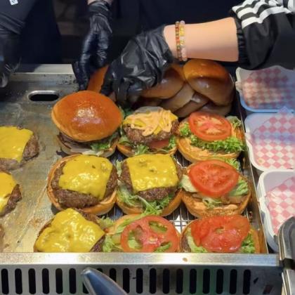 15款街头美式汉堡配方教程制作技术夜市摆摊小吃创业视频商业课程-颜夕资源网-第17张图片